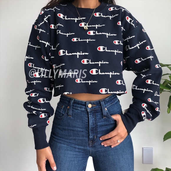 Champion Sweaters - NWT UO Champion rare cropped spell out sweater